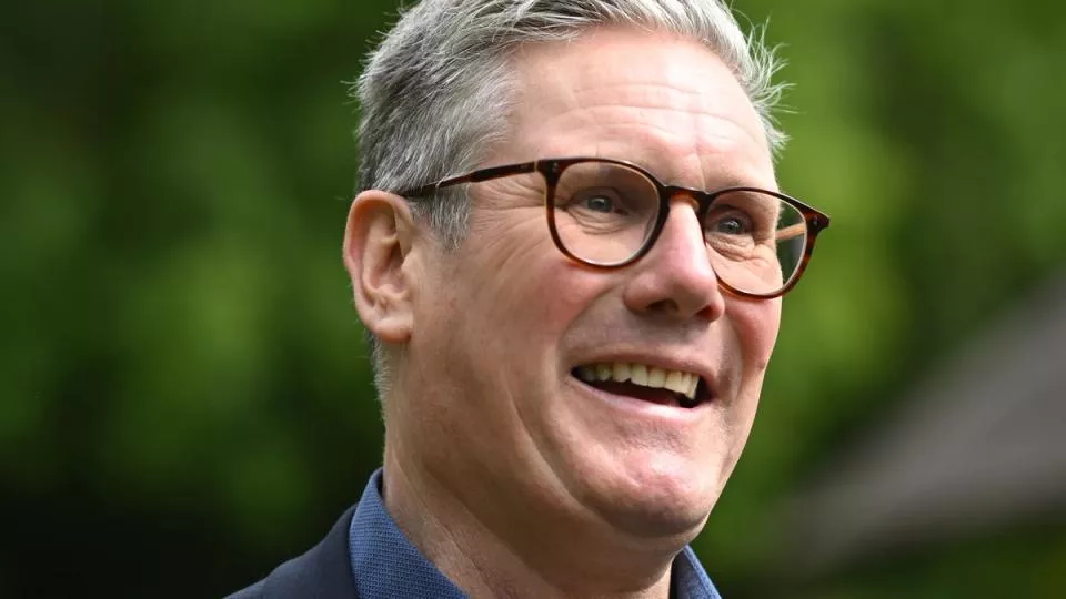 Keir Starmer Targets Crypto Donations as UK Moves to Shield Elections from Foreign Influence